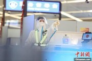 网友爆料盐城机场视频播放,网友热议背后的真相